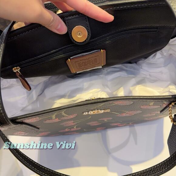 NWT Coach City Tote Bag With Cherry Print CCZ18 Gold/Black Multi - Picture 5 of 7